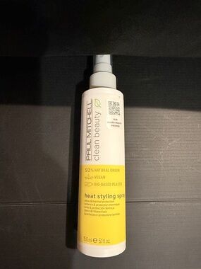 Paul Mitchell Clean Beauty Heat Styling Spray - White & Yellow